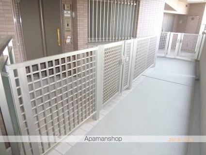 パーク・シティ膳所[3LDK/68.04m2]の共用部