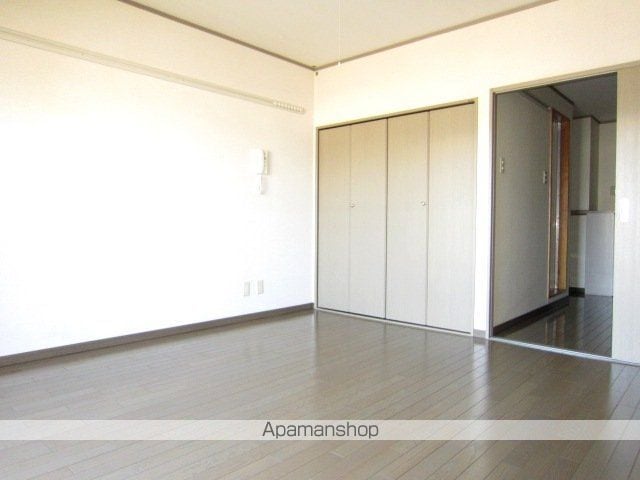 サンプローチの内装写真