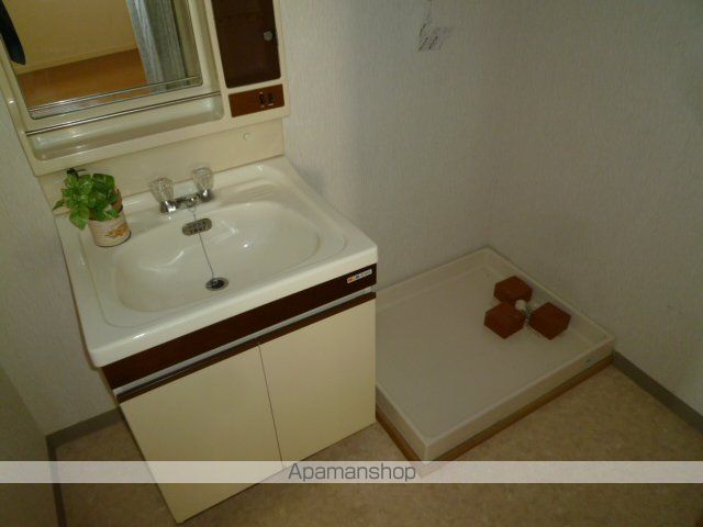 ロイヤルハイツ新芦屋の内装写真
