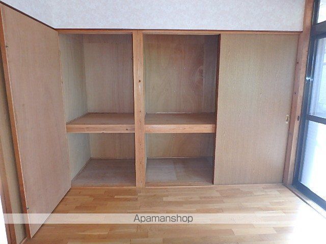 高嶋貸家の内装写真