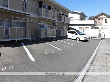 和歌山県和歌山市内原[2DK/40.04m2]の駐車場1