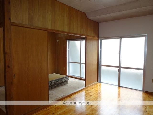 ハイム桑江 B棟の内装写真