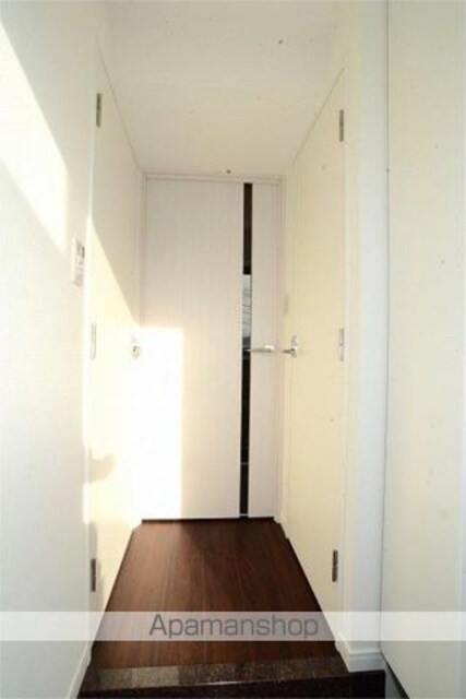 グランドコンシェルジュ三宿アジールコート[1DK/25.88m2]の玄関