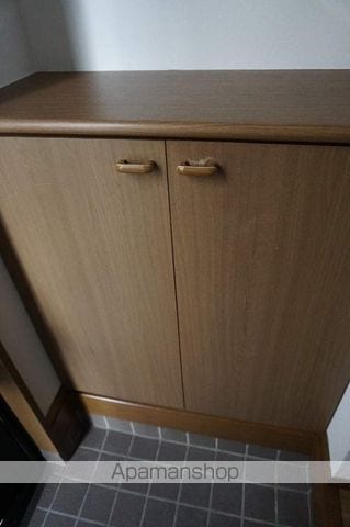 コスモコート西の内装写真