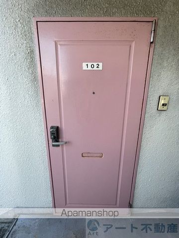 エステー天山の玄関写真