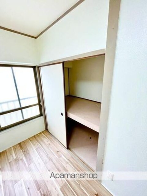 和歌山県和歌山市中之島[2LDK/48m2]の収納