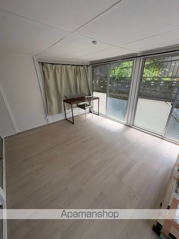 三島市 2階建 築53年の内装写真