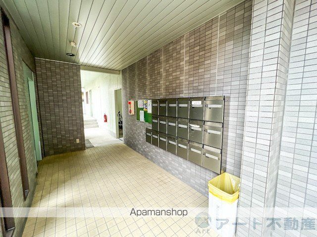 GOODY SANGOYAの玄関写真