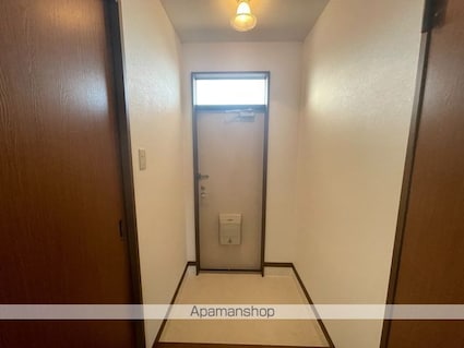 フォレストハイツナカタ[2DK/45.36m2]の玄関