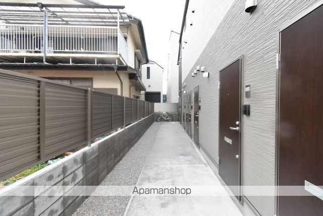 バーミープレイス調布IIの玄関写真