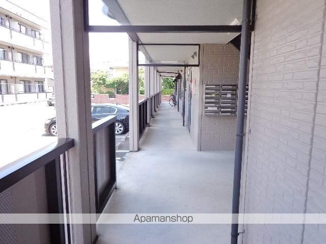 スクエアガーデン KAMAKURA BCの玄関写真