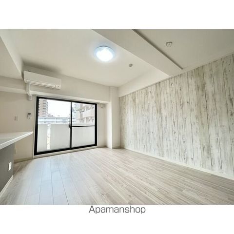 GRANDUKE代官町reversoの内装写真