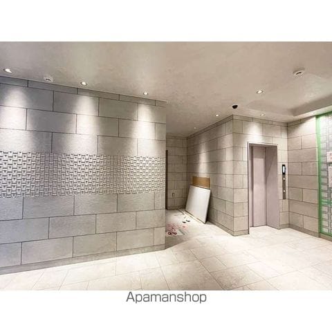 BLUROCK後楽園の玄関写真