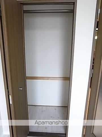 BASIC 2000の内装写真
