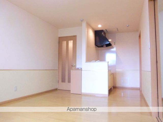 ルミエール栄町南の内装写真