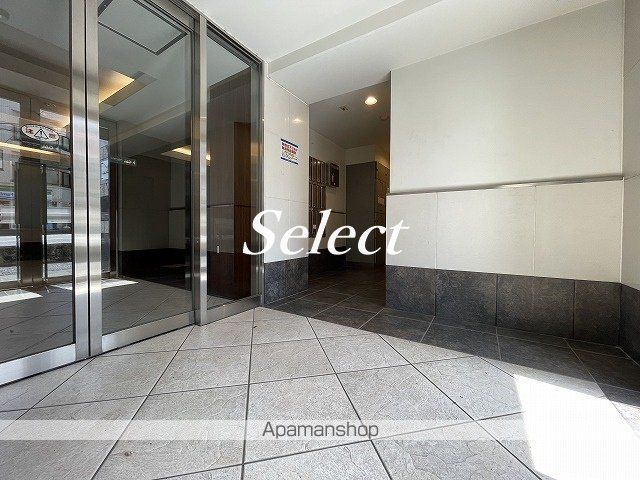 ヴェルト横濱石川町の玄関写真