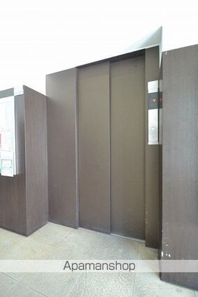 広島県広島市南区宇品神田２丁目[2LDK/54.45m2]の共用部1