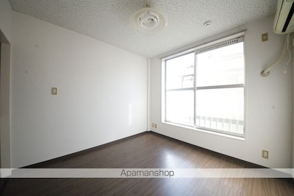 リザ・西八王子[1R/15.8m2]のリビング・居間