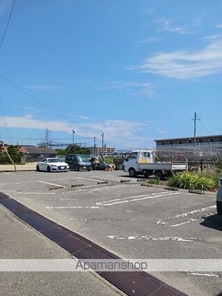 和歌山県和歌山市西浜[2LDK/64.98m2]の駐車場
