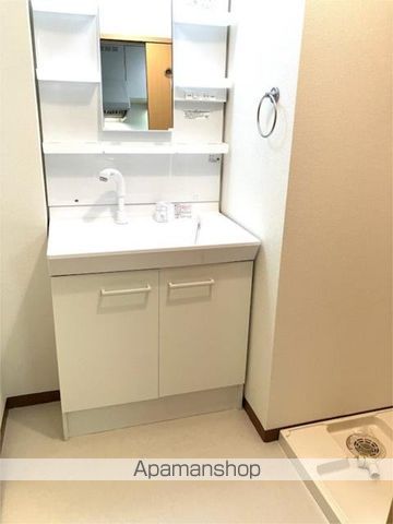 SELENOIの内装写真