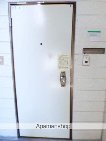 レジデンス高橋2の玄関写真