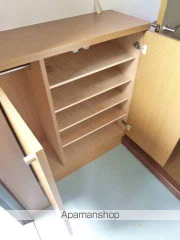 センチュリー材菊の内装写真