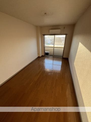 ゴルフランドの内装写真
