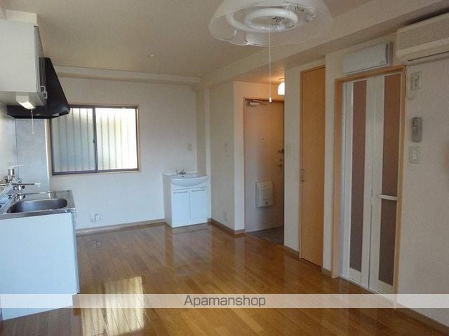 レジデンス上町の内装写真