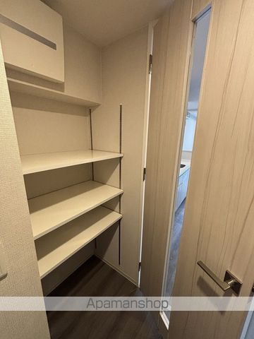 URBANEXUMEDANAKAZAKICHOの内装写真