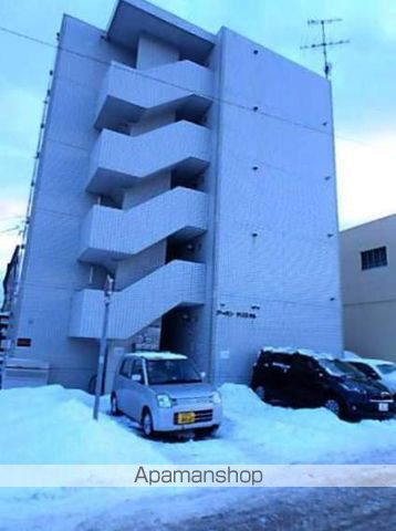 アーバンクリスタルの外観写真
