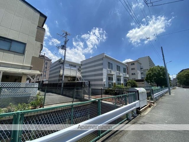 レオパレスグロリオーサの外観写真