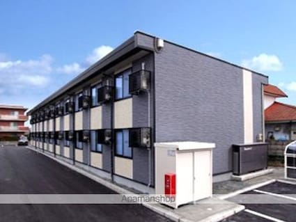 レオパレストレニア[1K/23.61m2]の外観1