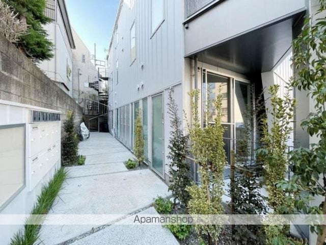 尾山台テラスの玄関写真