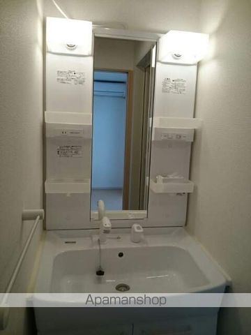 ユーアイハイツ 新家の内装写真