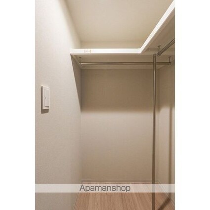 ウェルスクエア駒場東大前[1LDK/33.66m2]の収納