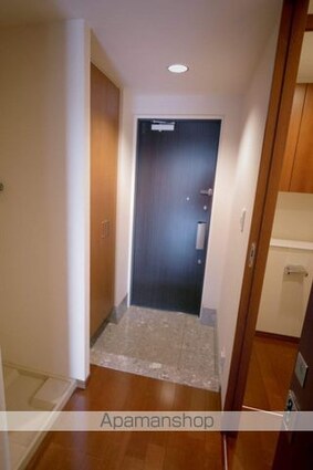 東京都三鷹市上連雀１丁目[1DK/34.65m2]の玄関