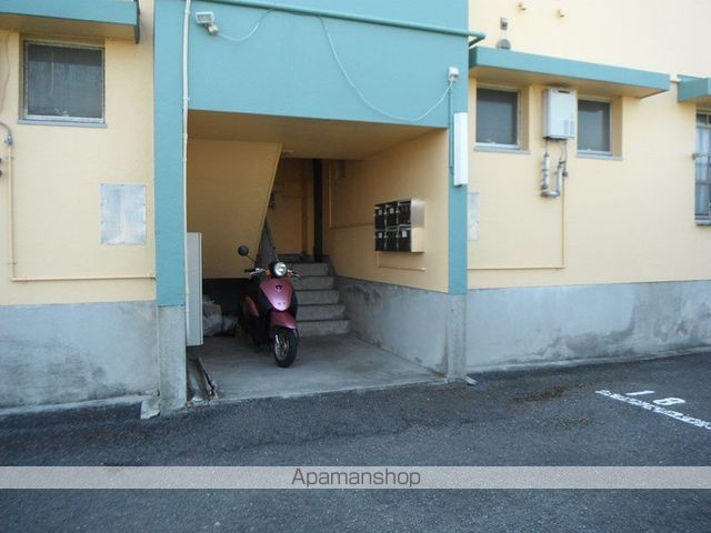 八丁マンションの玄関写真