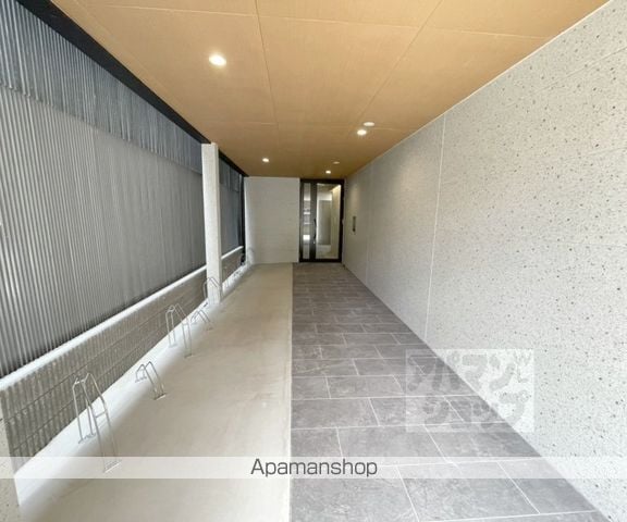 アドバンスコート四条堀川IIの玄関写真