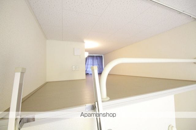 レオパレス鷹合の内装写真