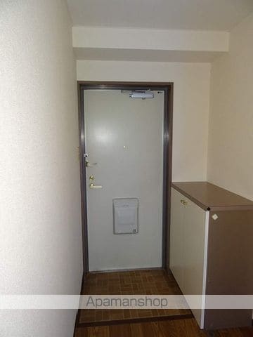 ロイヤルハイツコニーズIの内装写真