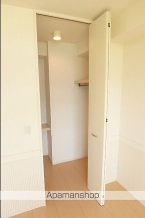 グランモア野神[2LDK/59.36m2]の収納