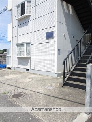 フォレストコート和歌浦東[1R/18m2]のエントランス