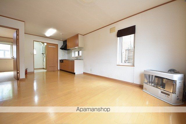 札幌市北区 2階建 築56年の内装写真