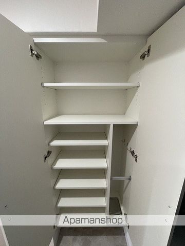 ALIVISドーム前の内装写真