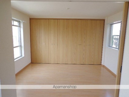 ソリッドリバーサイド松本[2LDK/58.87m2]のリビング・居間2