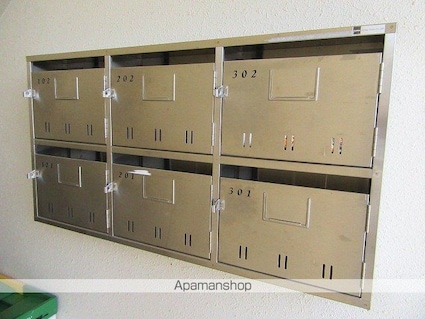 マンションマルニ[2LDK/60.69m2]の共用部2