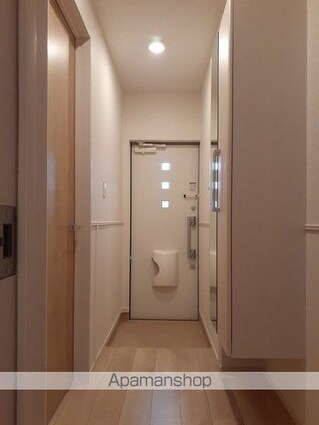 ロジュマン・ド・リラ[1LDK/44.02m2]の玄関