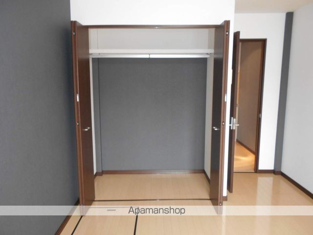 TOP HOUSE羽津2の内装写真