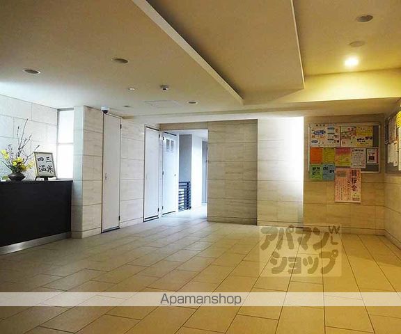 アメニティ山科駅前の玄関写真
