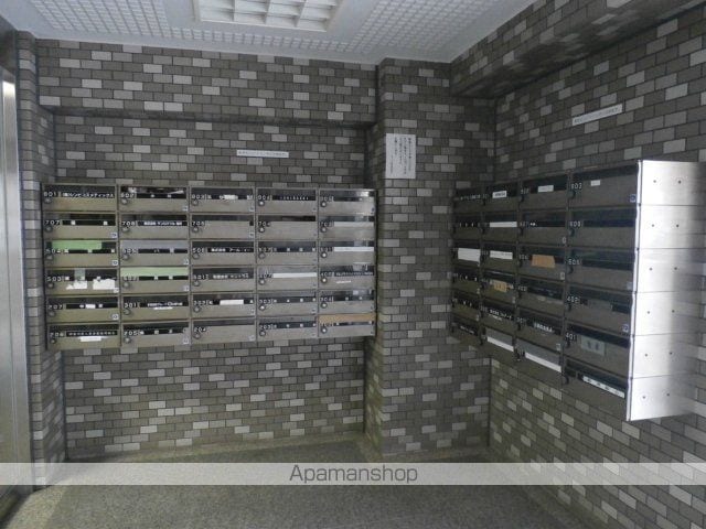 ヒルトップ 横浜の玄関写真